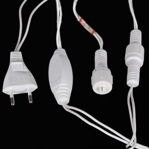 A-056R "L" RGB светодиодная гирлянда "бахрома" 5x0.6м 180LED белый провод влагозащищен.